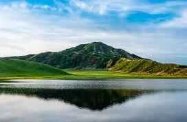 Gợi ý các loại kem chống nắng và kem lót trang điểm tốt cho mùa hè này