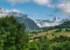 Các loại serum làm trắng da được đánh giá cao nhất cho mùa hè