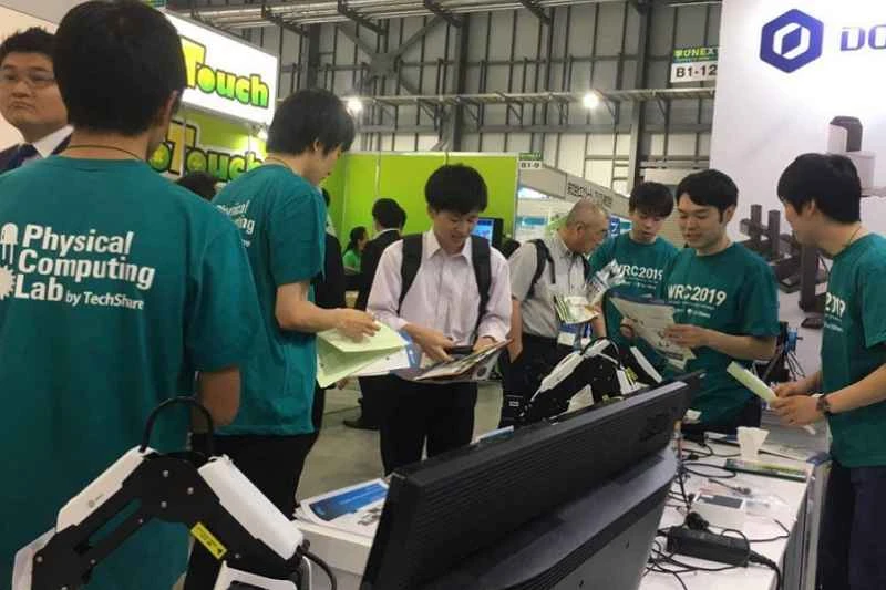 Tôi có thể đăng ký vé tham dự Hội chợ Giáo dục Nhật Bản (EDIX) năm 2026 như thế nào? Vé có giá bao nhiêu?